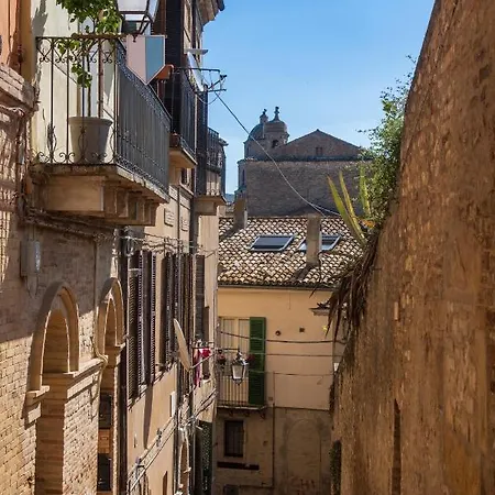 Alojamento de Acomodação e Pequeno-almoço La Finestra Sui Tetti
