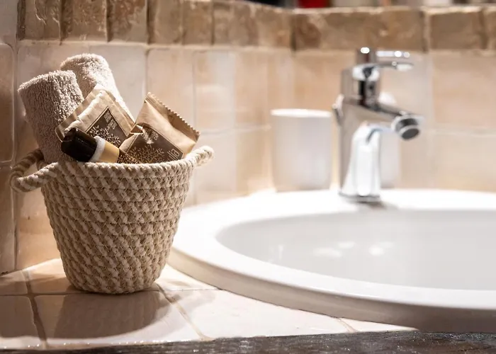 La Finestra Sui Tetti 3* Λαντσιάνο