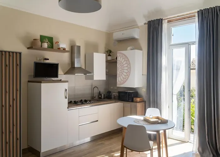 Bed and Breakfast La Finestra Sui Tetti