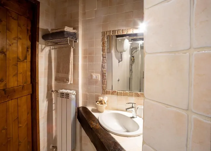 Bed and Breakfast La Finestra Sui Tetti Λαντσιάνο