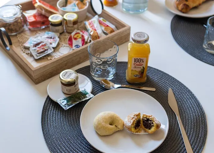 Bed and Breakfast La Finestra Sui Tetti