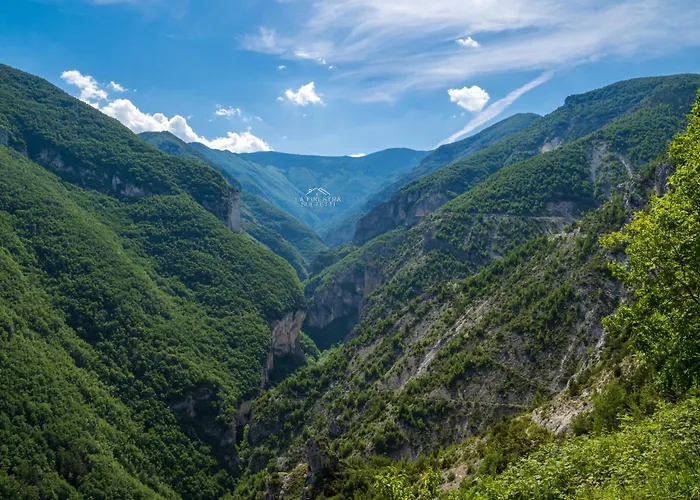La Finestra Sui Tetti Oda ve Kahvaltı 3*